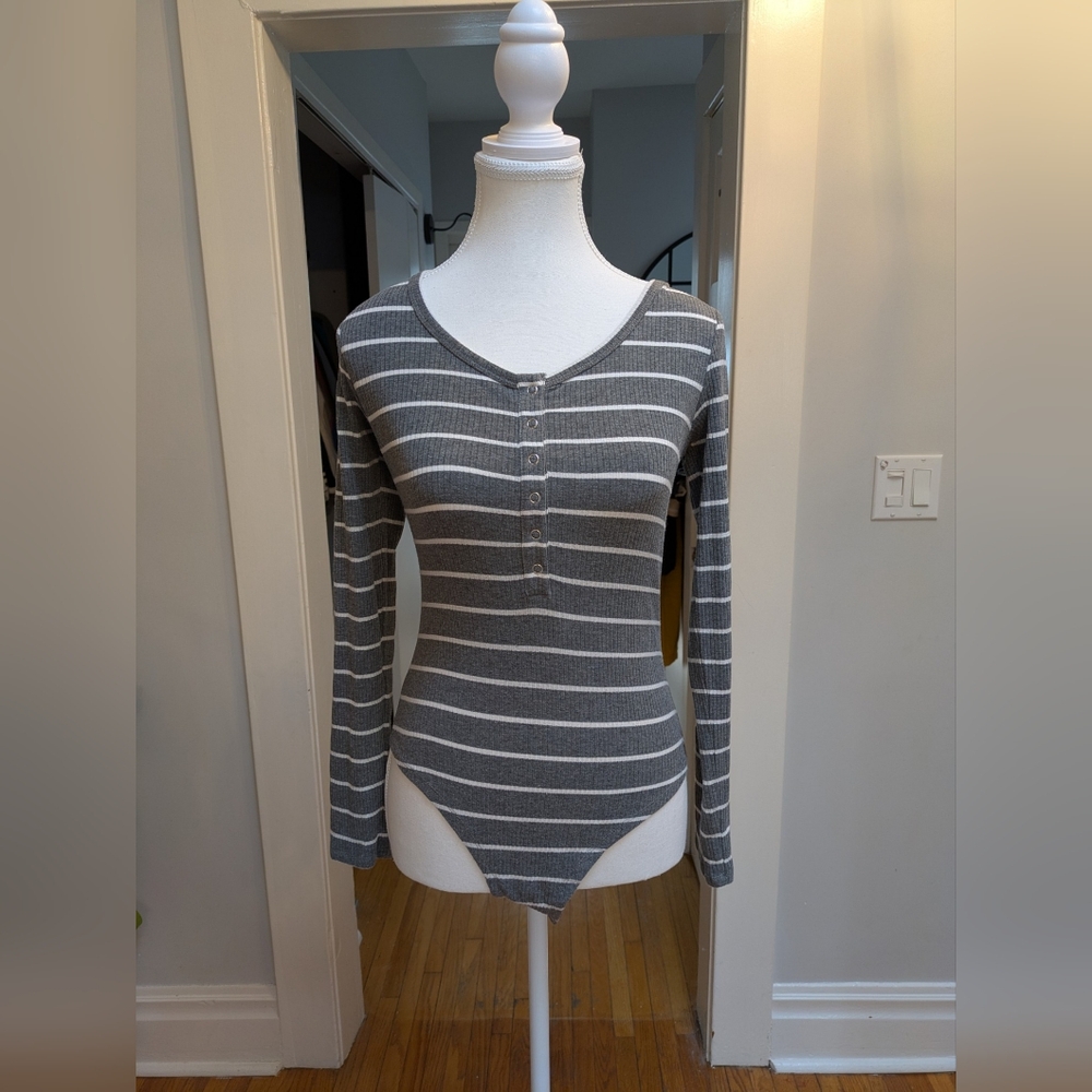 Striped long sleeve bodysuit